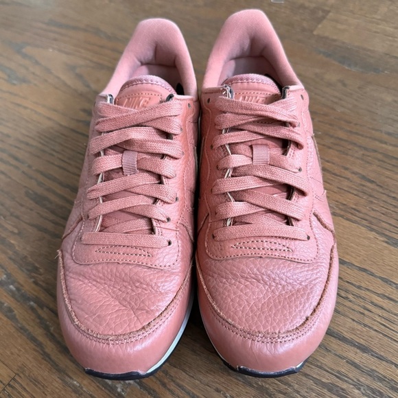 NIKE INTERNATIONALIST PREMIUM LEATHER TERRA-BLUSH-SUMMIT-WHITE Women’s size 8 - Picture 8 of 12